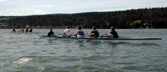 Deux yolettes sur le lac de Joux